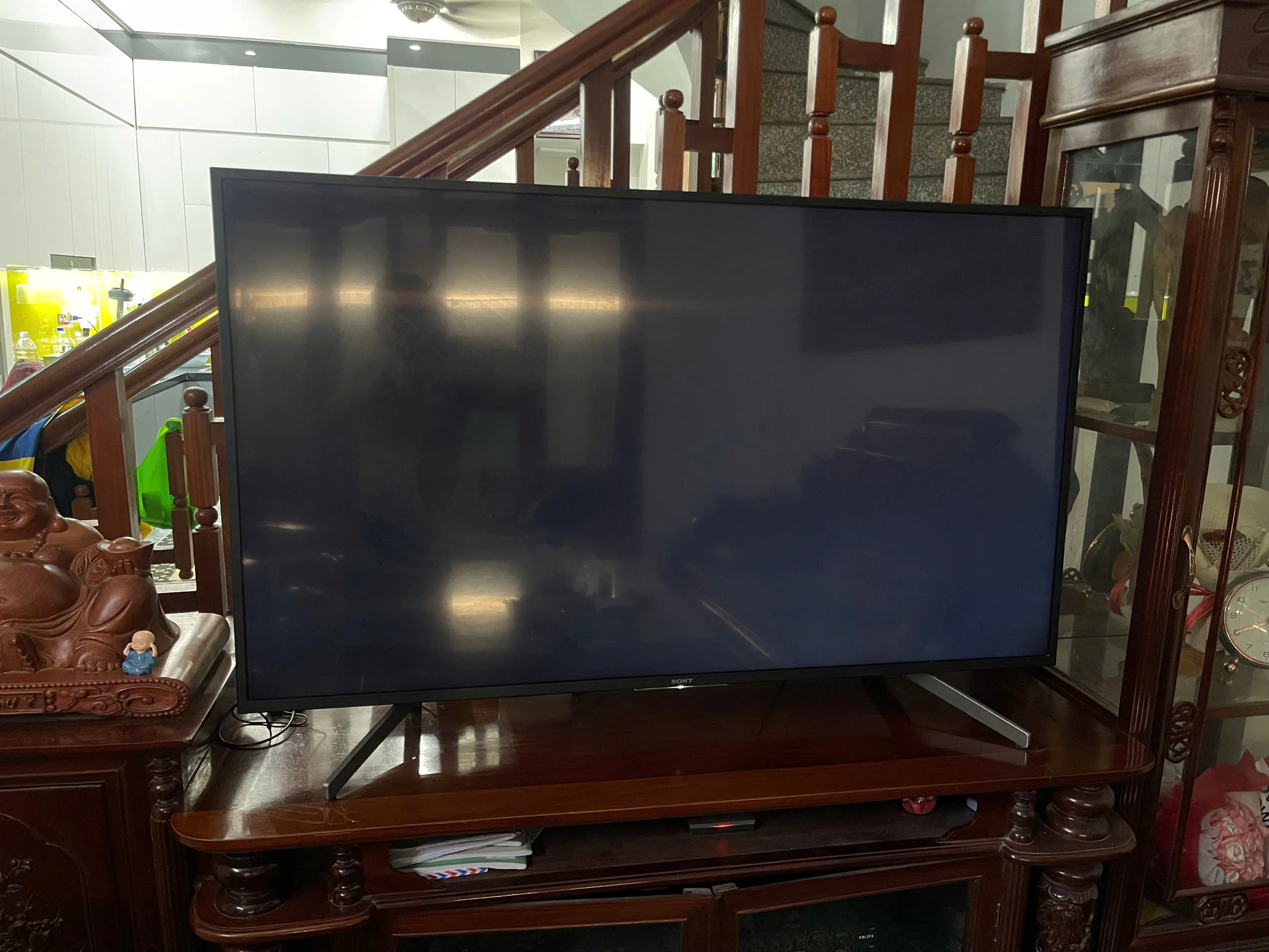 Tivi Mất Hình Nhưng Vẫn Phát Sáng Xanh Xám